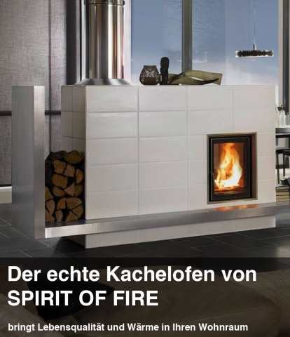 Pures Feuerspiel in einem offenen Kamin Kaminfeuer